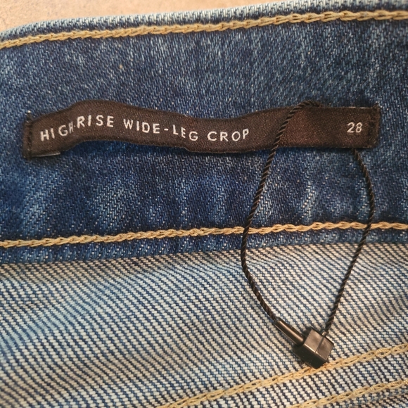 Banana Republic High Rise Wide Leg Crop Jeans Womens 28 Medium Wash - Picture 4 of 11
